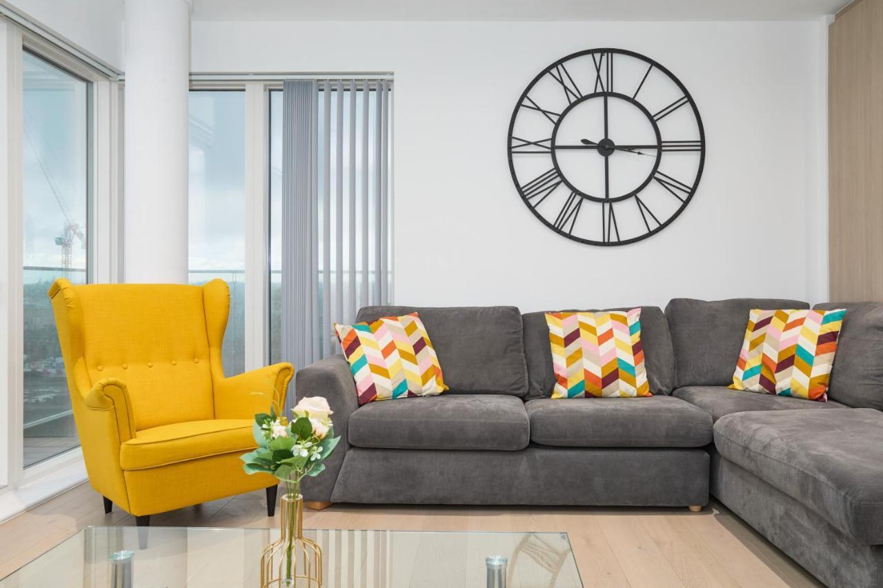 2 Bedroom Luxury With Balcony Londra